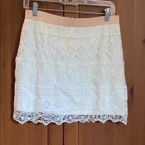 American Eagle crochet skirt